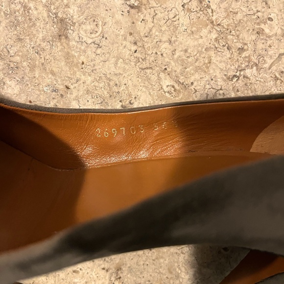 Gucci Betty 36.6 Grey Suede Platform Heel shoes, 269703 - Picture 6 of 6